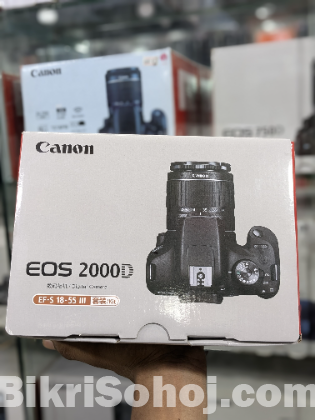 Canon 2000d with 18-55mm kit lance